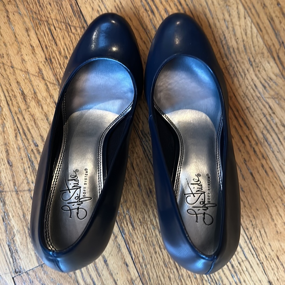 Navy pumps - Picture 2 of 5